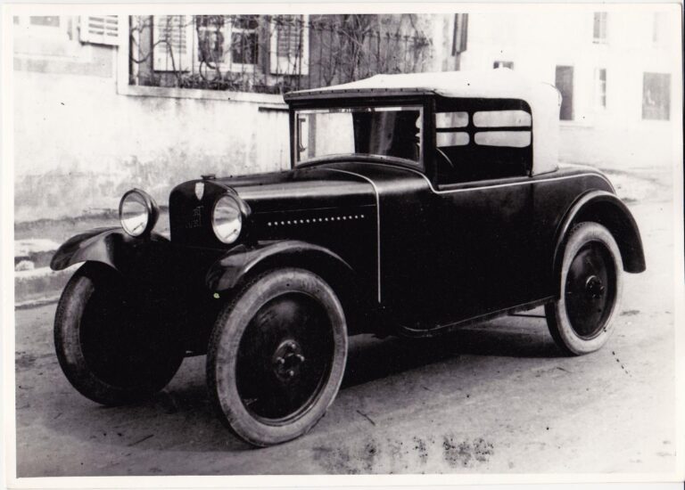 Voiture SERF